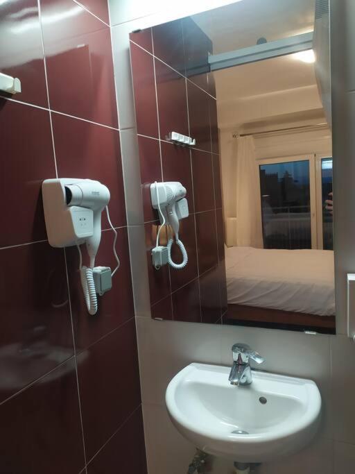 Appartamento Λάρισα Διαμέρισμα Με Θέα Πλατεία Στο Κέντρο Της Πόλης Esterno foto